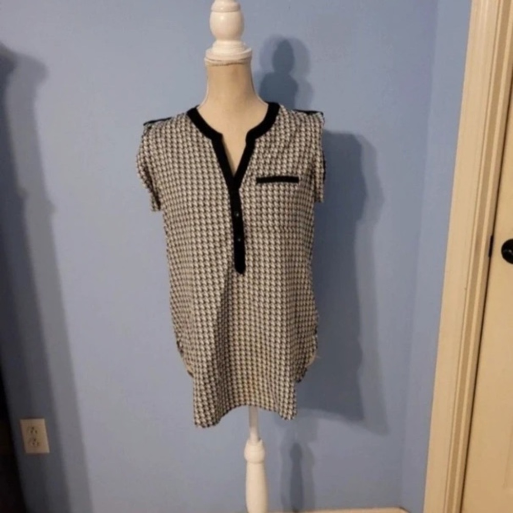 Black and White Women's Top